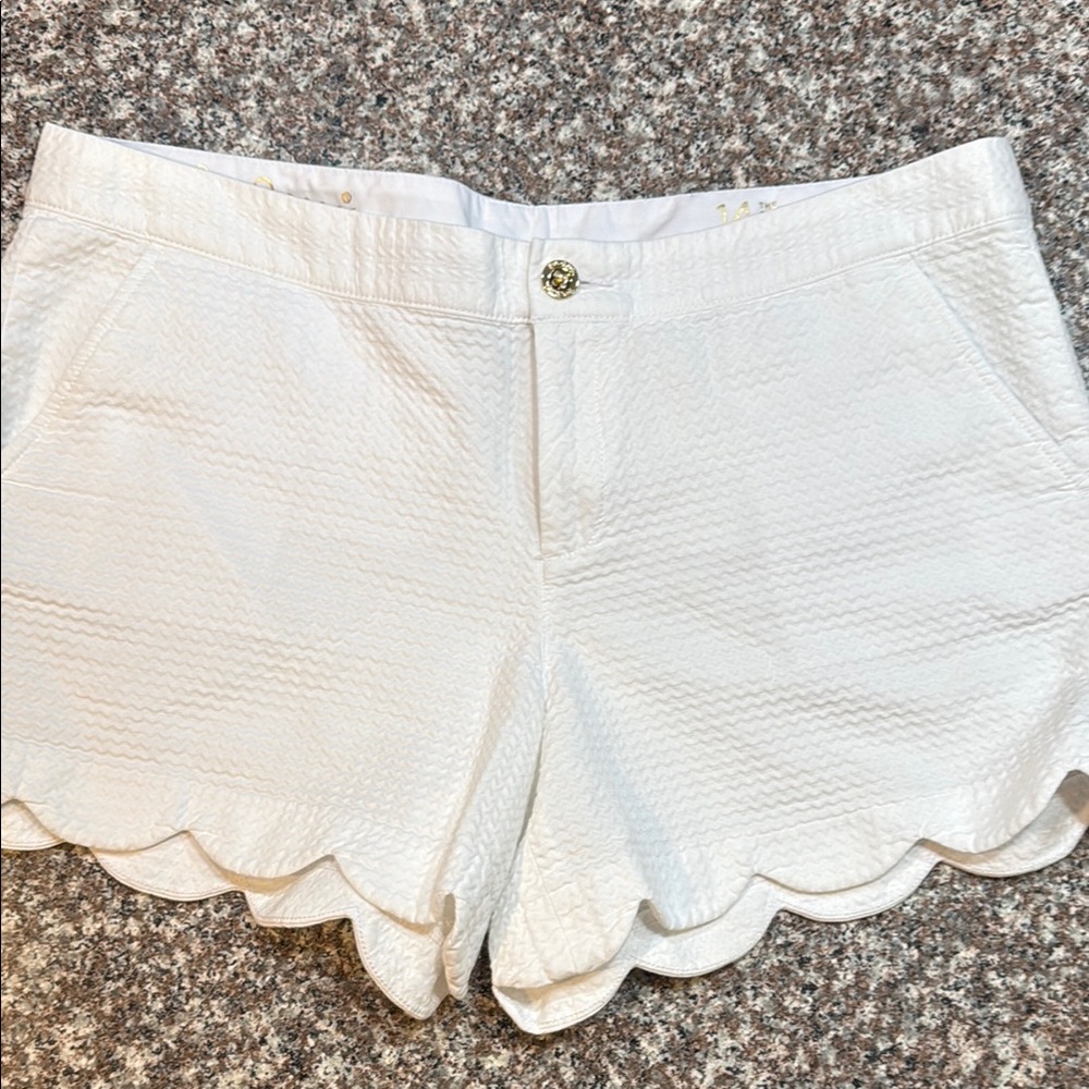 Lilly Pulitzer size 14 The Buttercup Short White Scalloped Women's Shorts